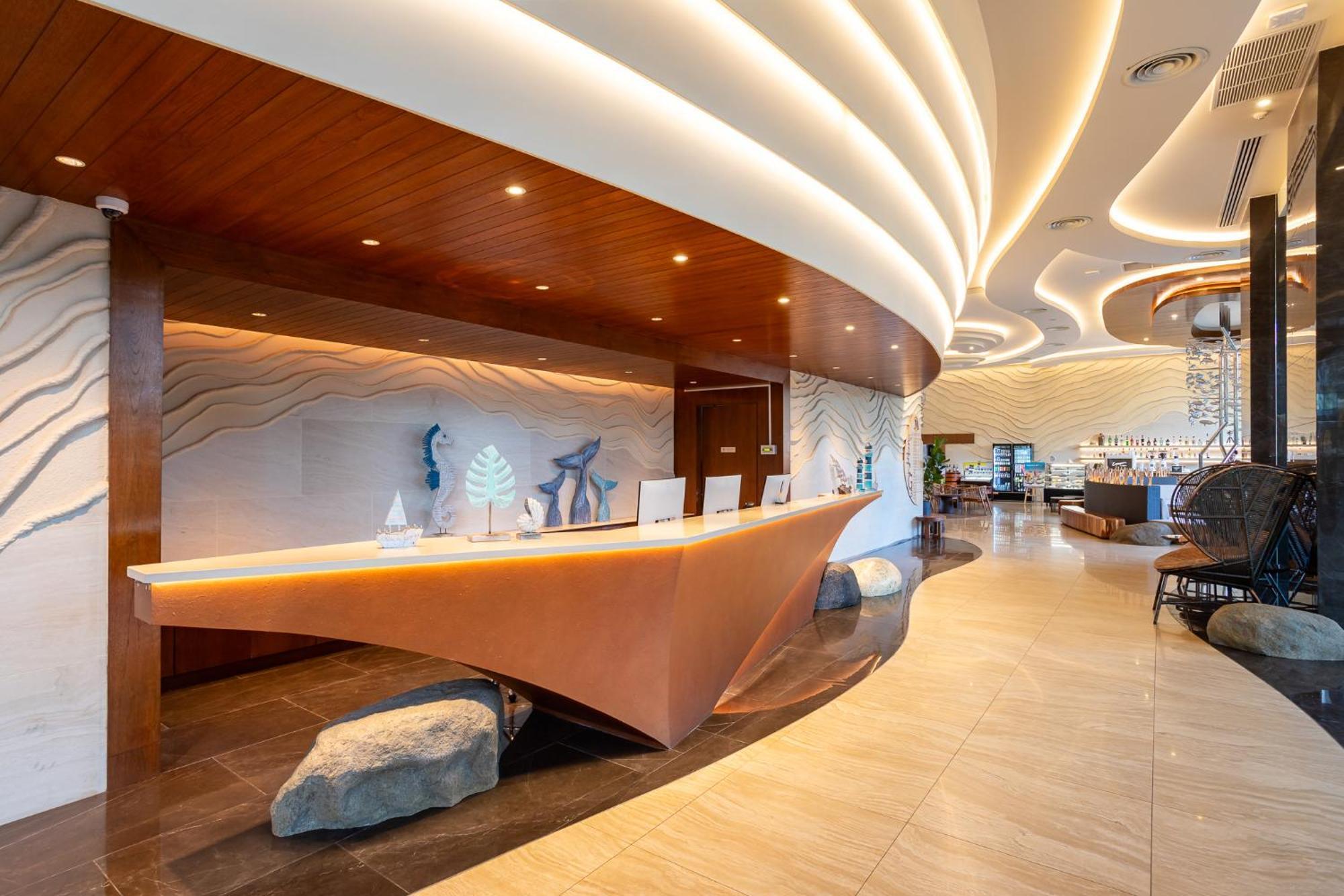 The Marin Phuket Kamala Beach Extérieur photo